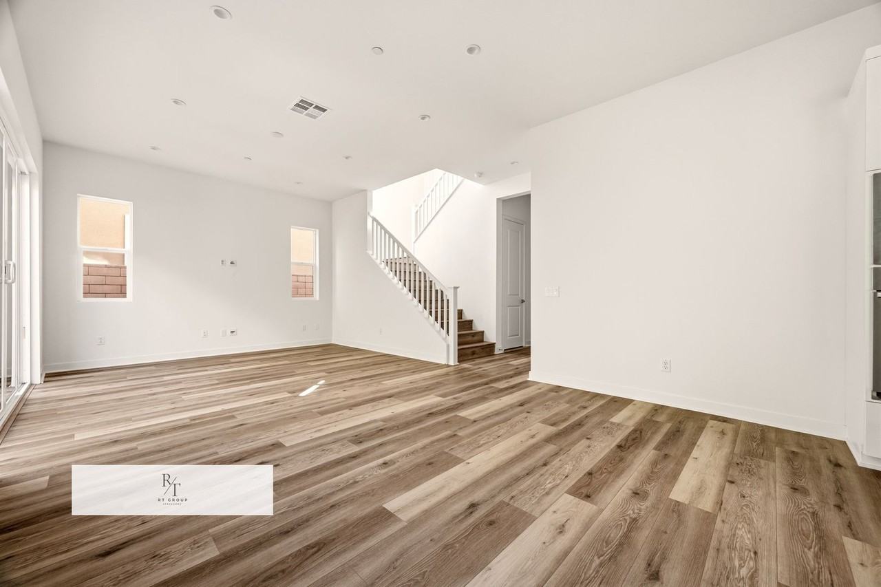 22115 Portofino Dr - Photo 4 of 40