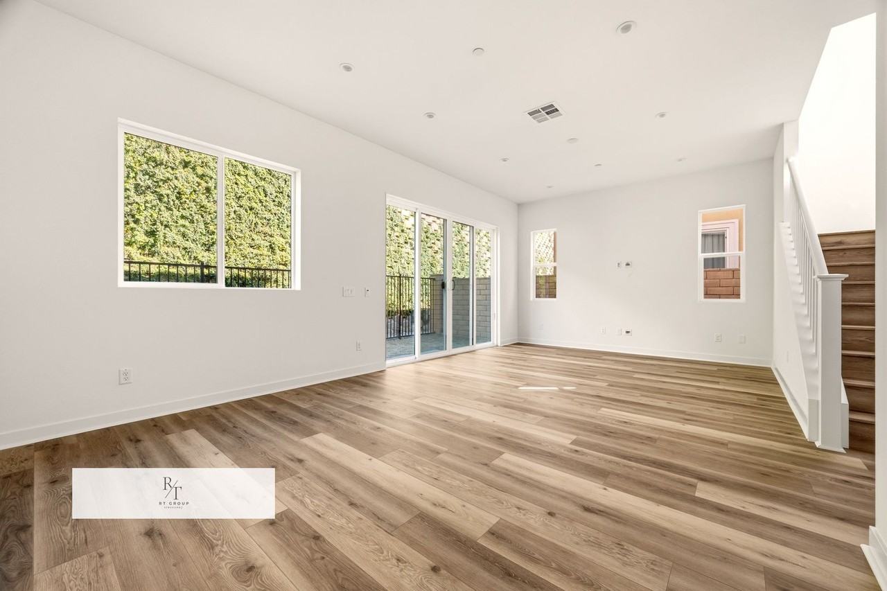 22115 Portofino Dr - Photo 6 of 40