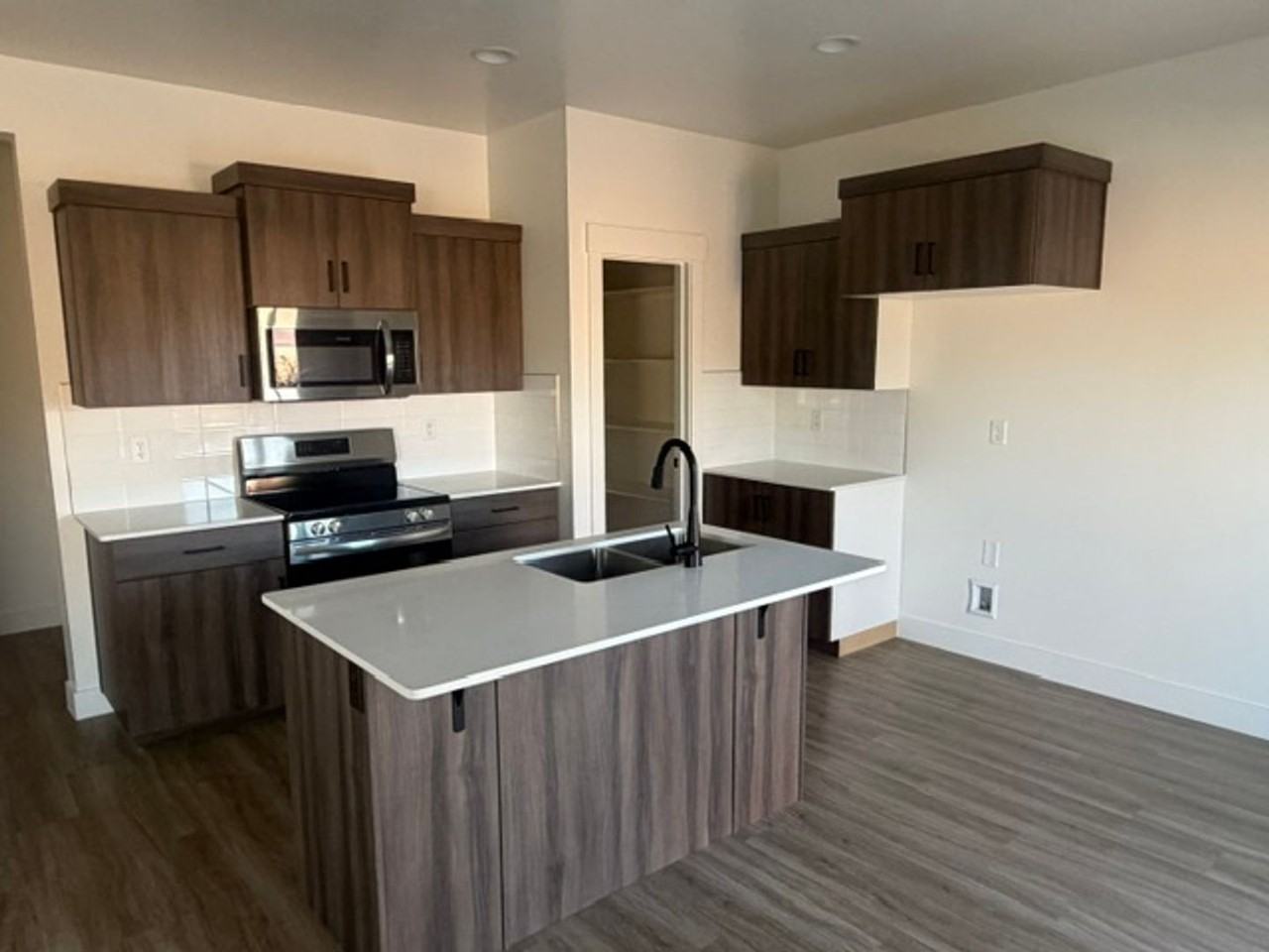 5659 S Duel Ln - Photo 3 of 10