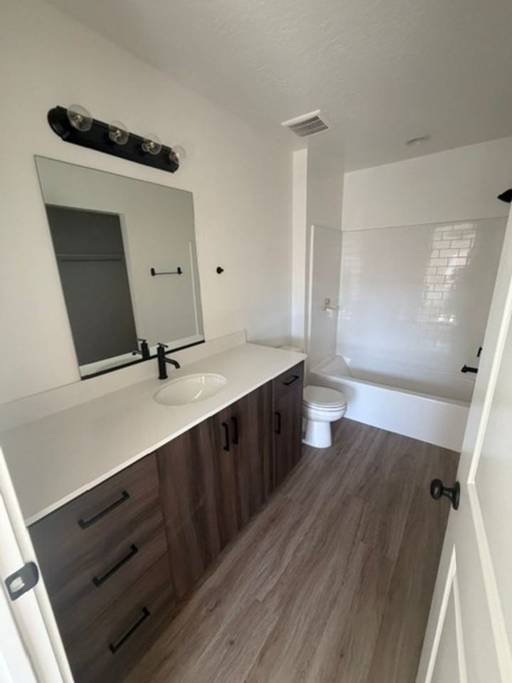 5659 S Duel Ln - Photo 5 of 10
