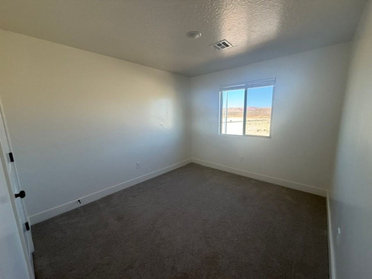 5659 S Duel Ln - Photo 7 of 10