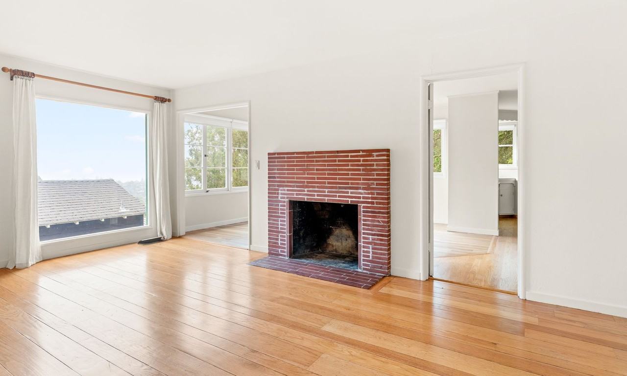 6857 Armour Dr - Photo 6 of 36