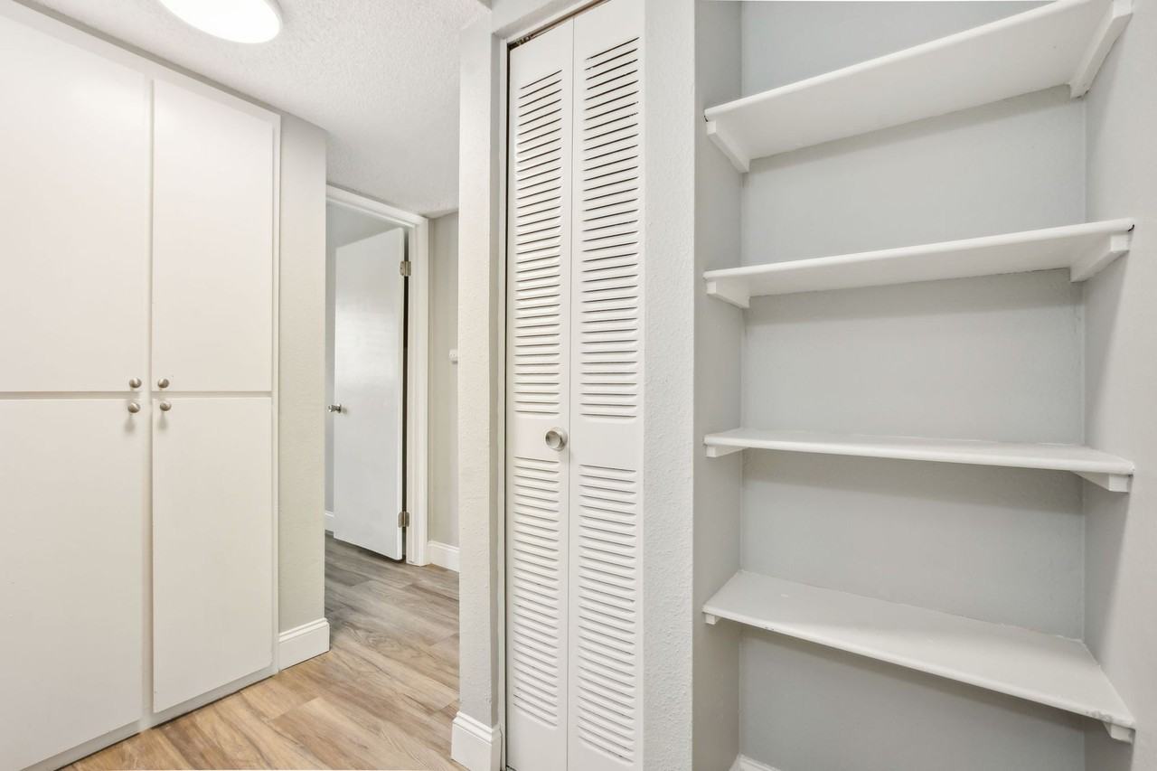 Rosemont Terrace - Photo 5 of 37