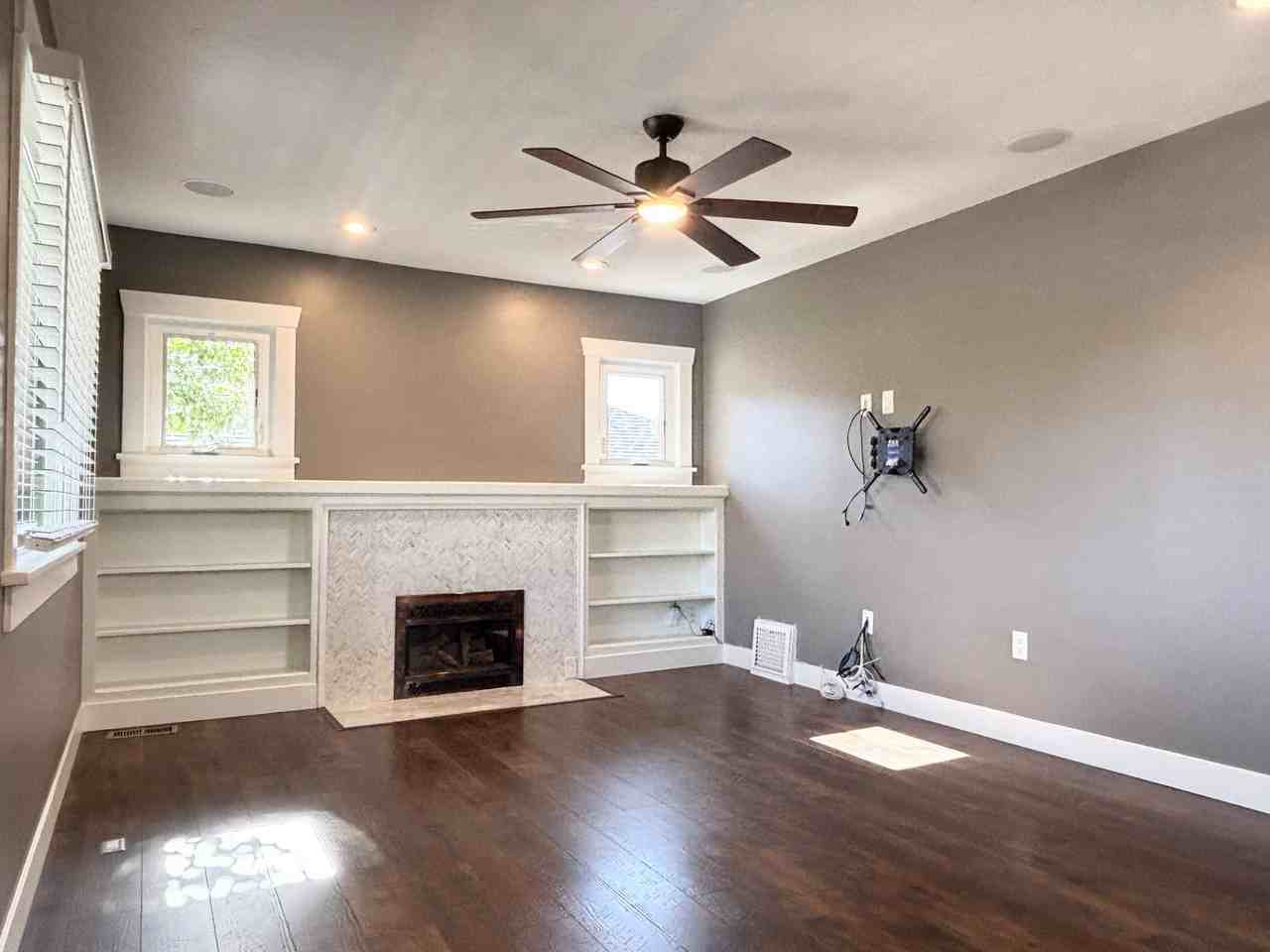 953 E Lowell Ave - Photo 4 of 50