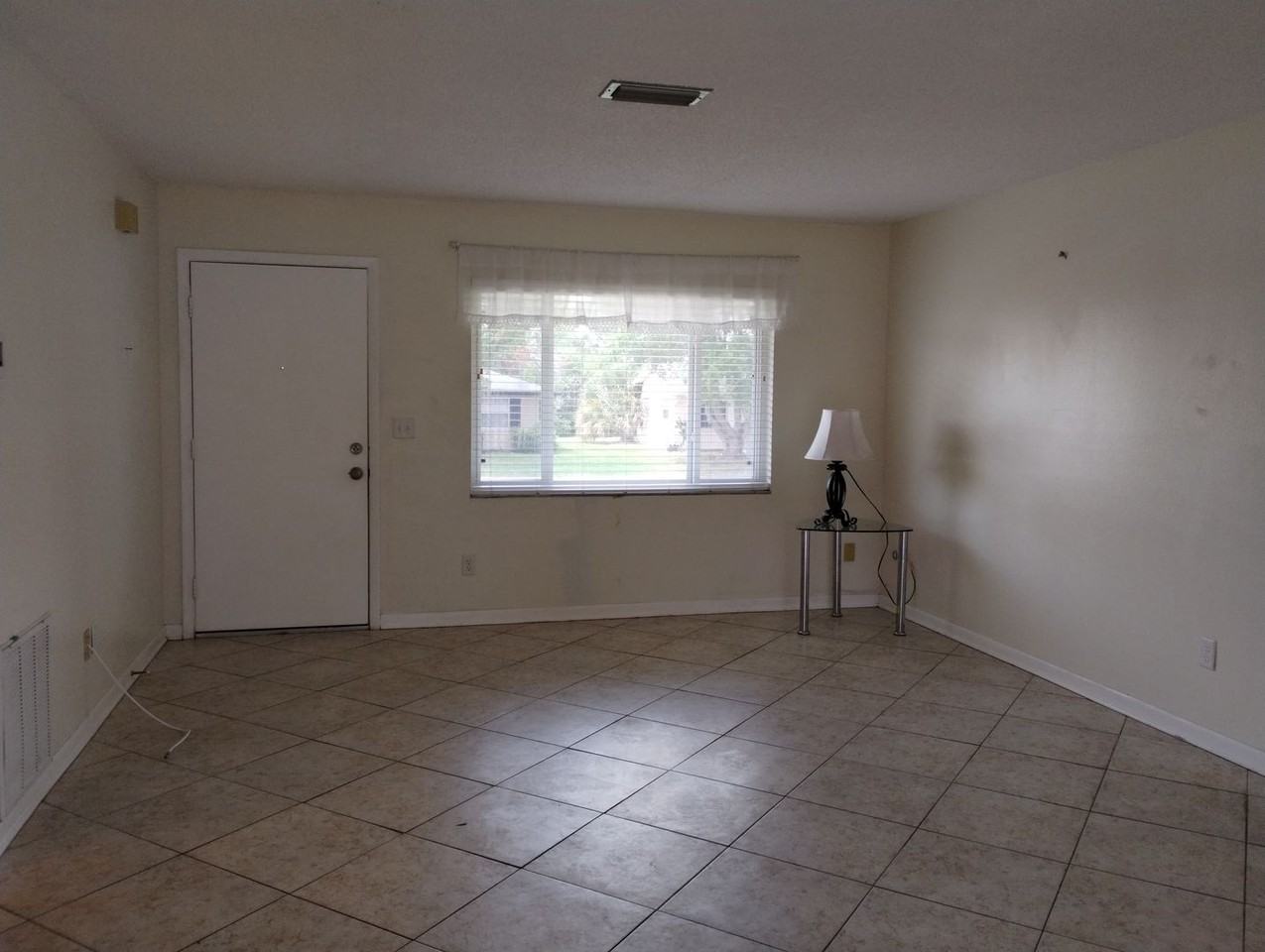 5136 Wellington Rd - Photo 2 of 12