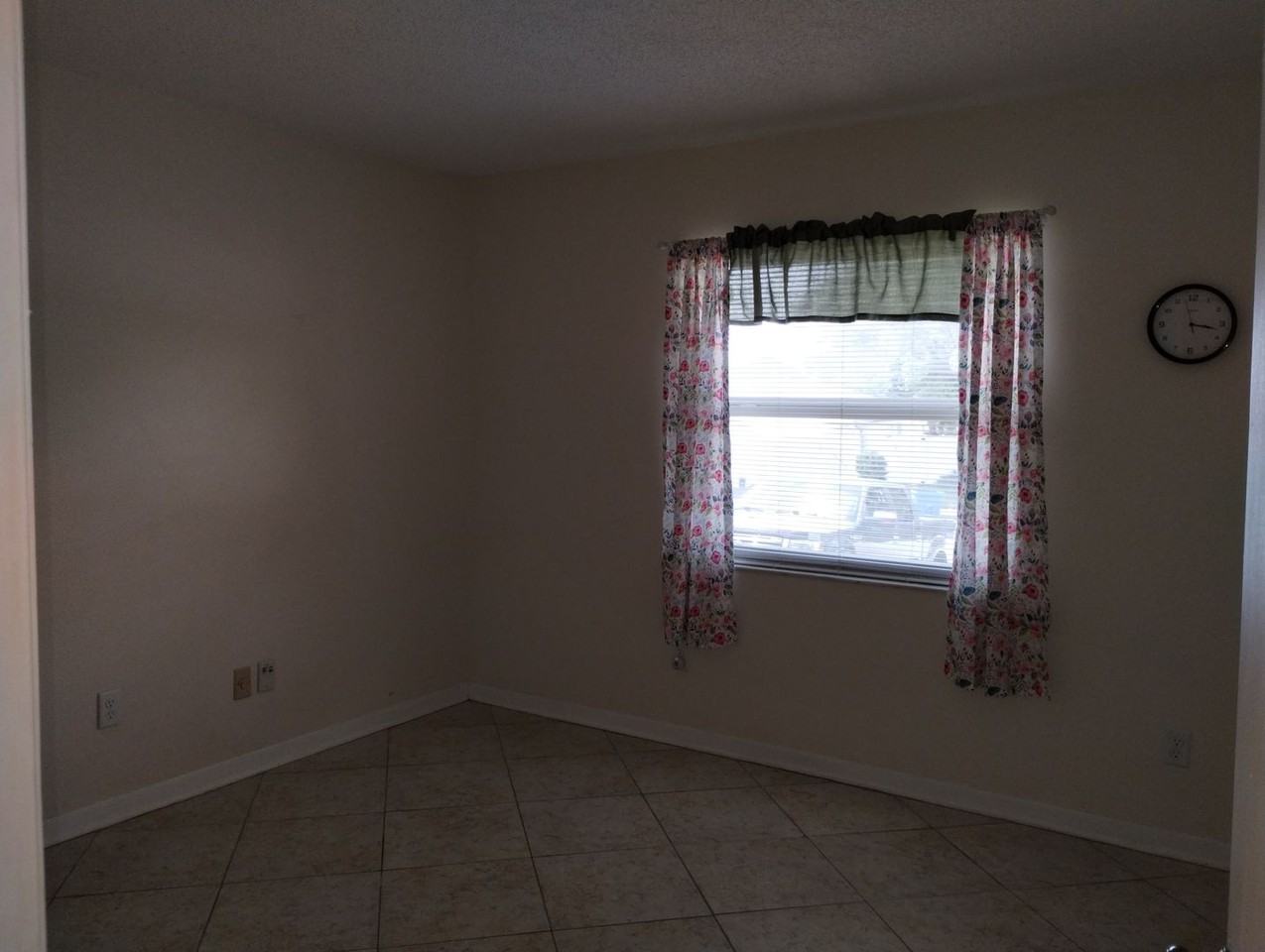 5136 Wellington Rd - Photo 6 of 12