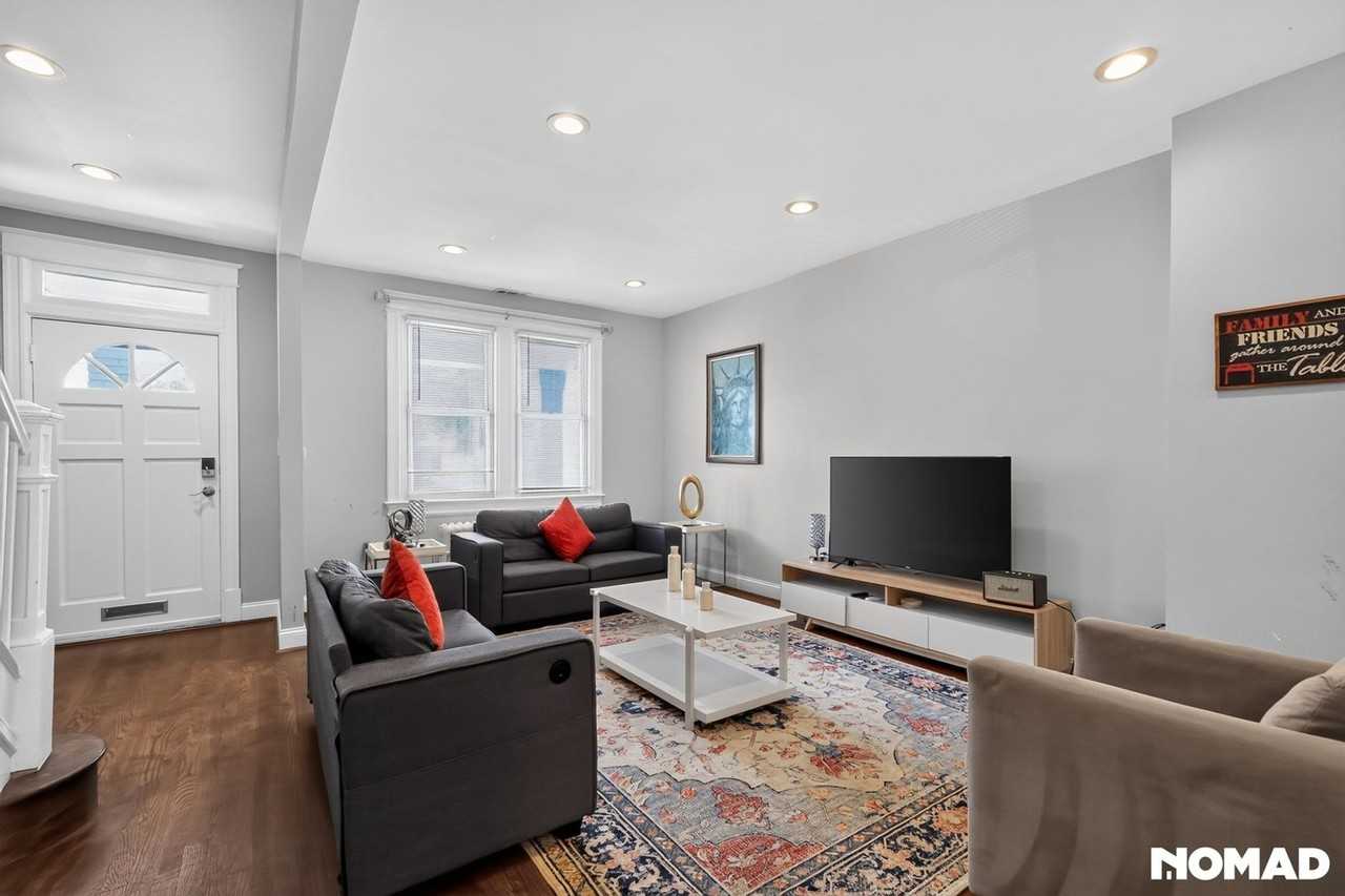 2630 10th St Ne - Photo 5 of 28