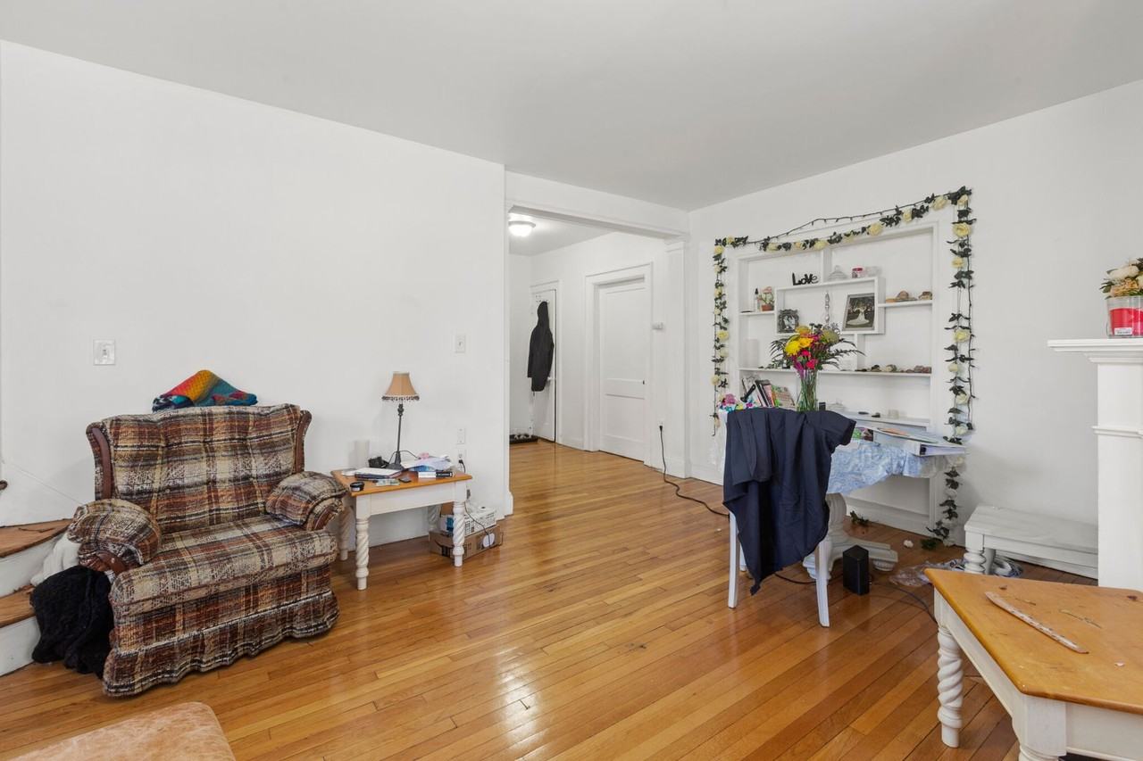 1465 Commonwealth Ave - Photo 3 of 23
