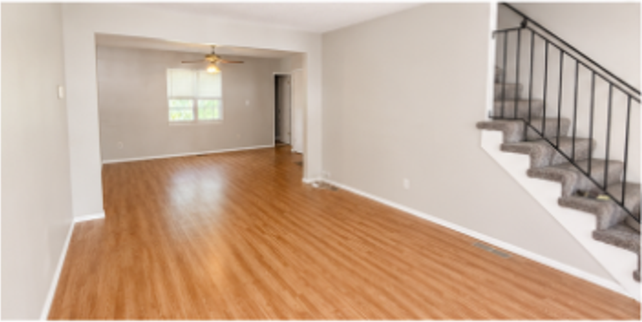 7031 Nw Chapel Woods Ln - Photo 2 of 12