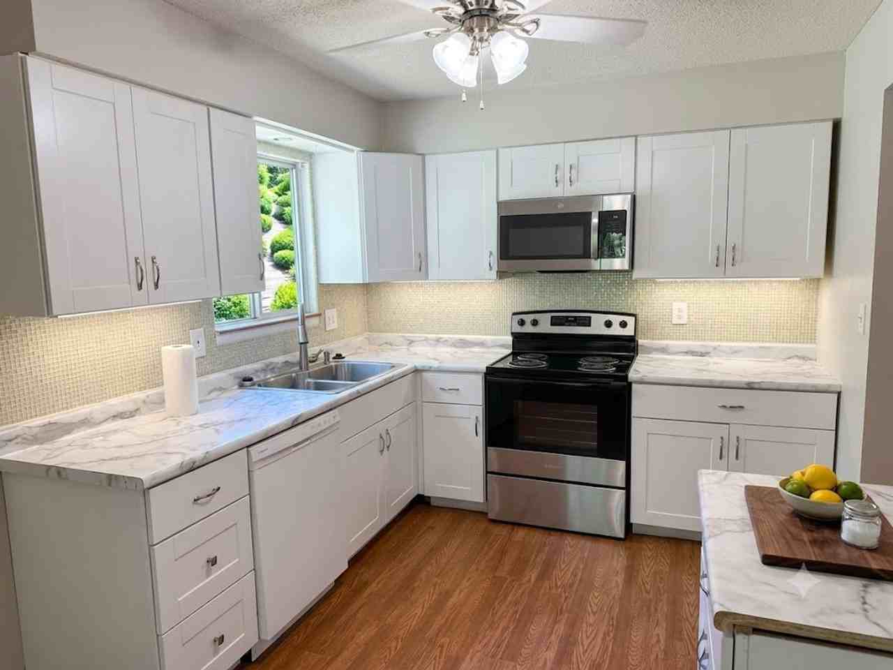 7031 Nw Chapel Woods Ln - Photo 3 of 12