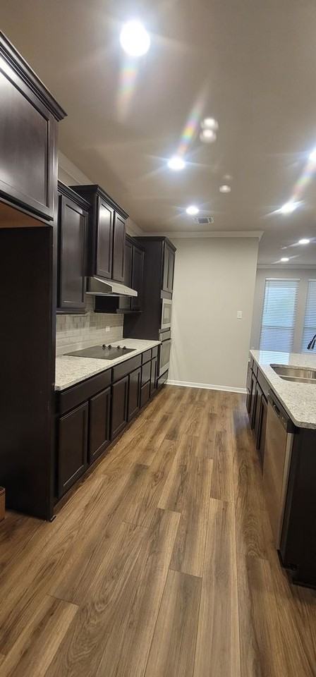 3206 Trinity Dr - Photo 5 of 32
