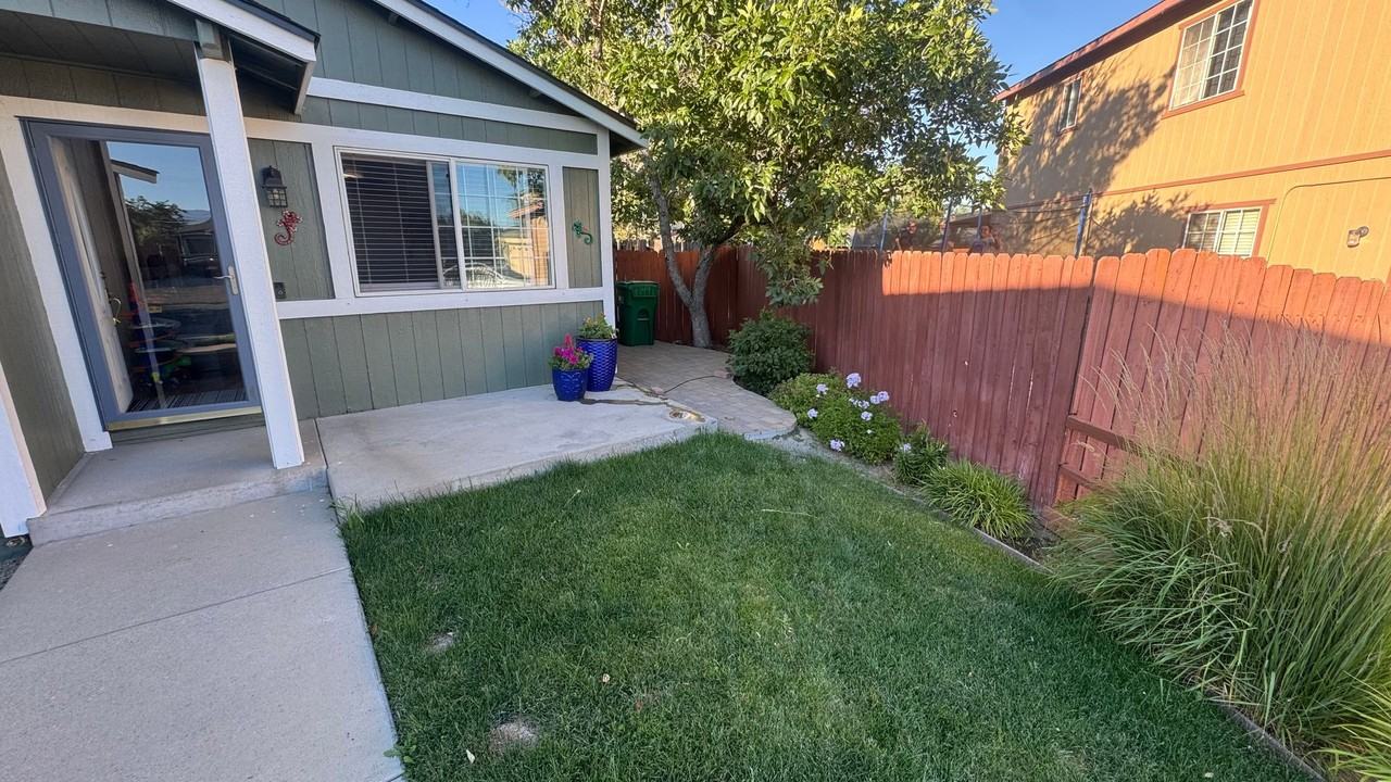 6335 E Crow Ct - Photo 5 of 32