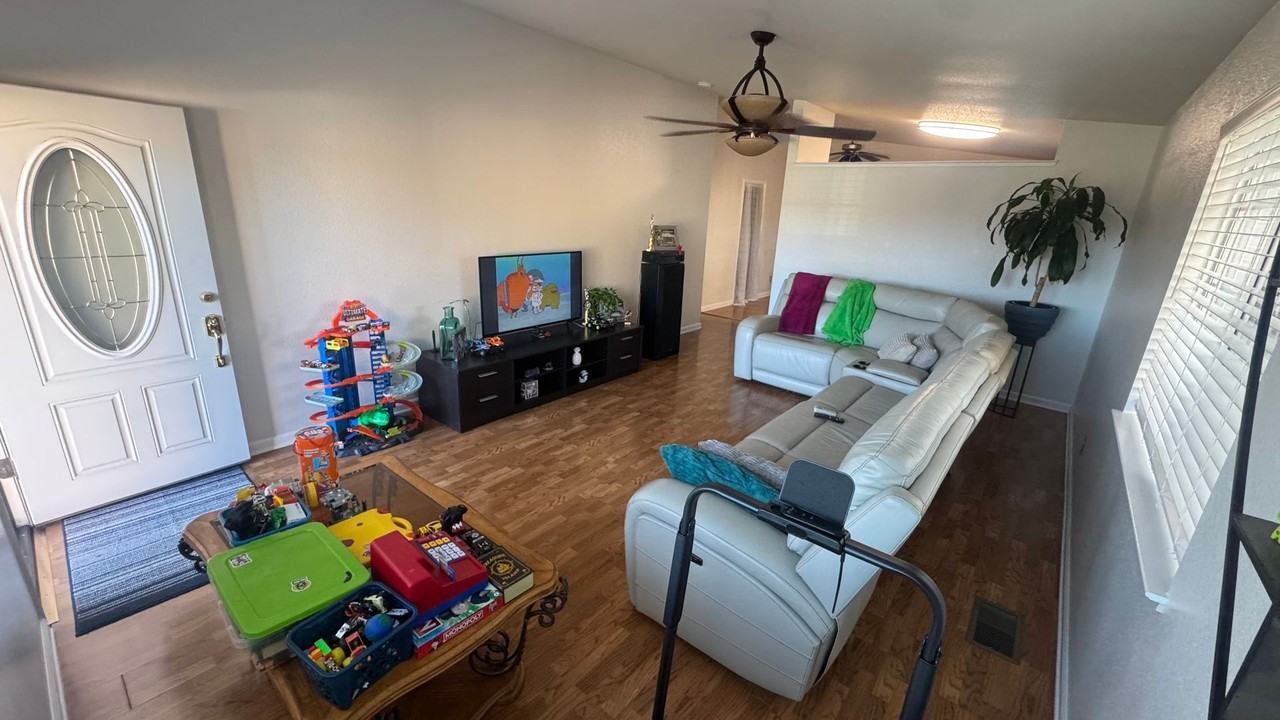 6335 E Crow Ct - Photo 7 of 32