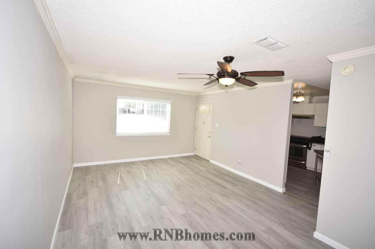 7335 Single Way - Photo 2 of 14