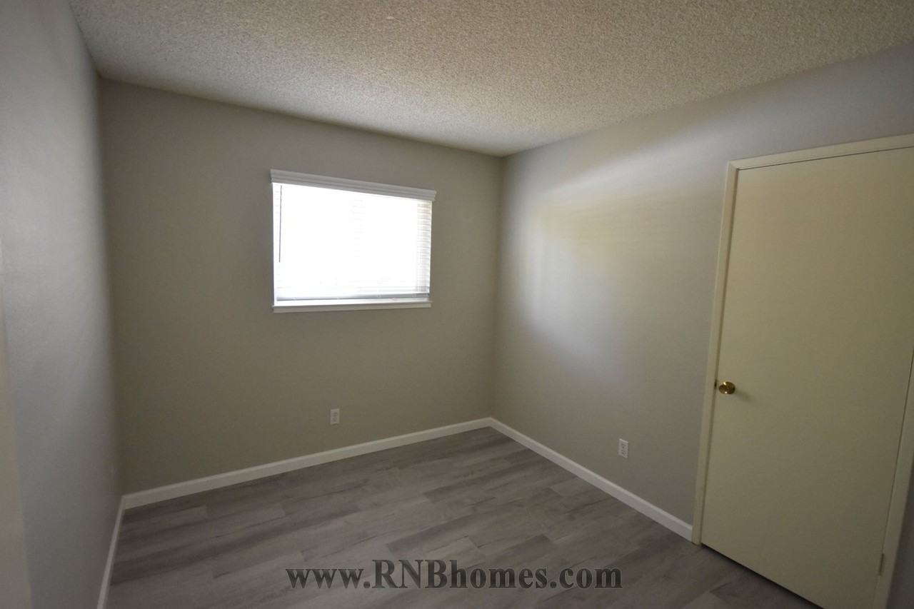 7335 Single Way - Photo 7 of 14