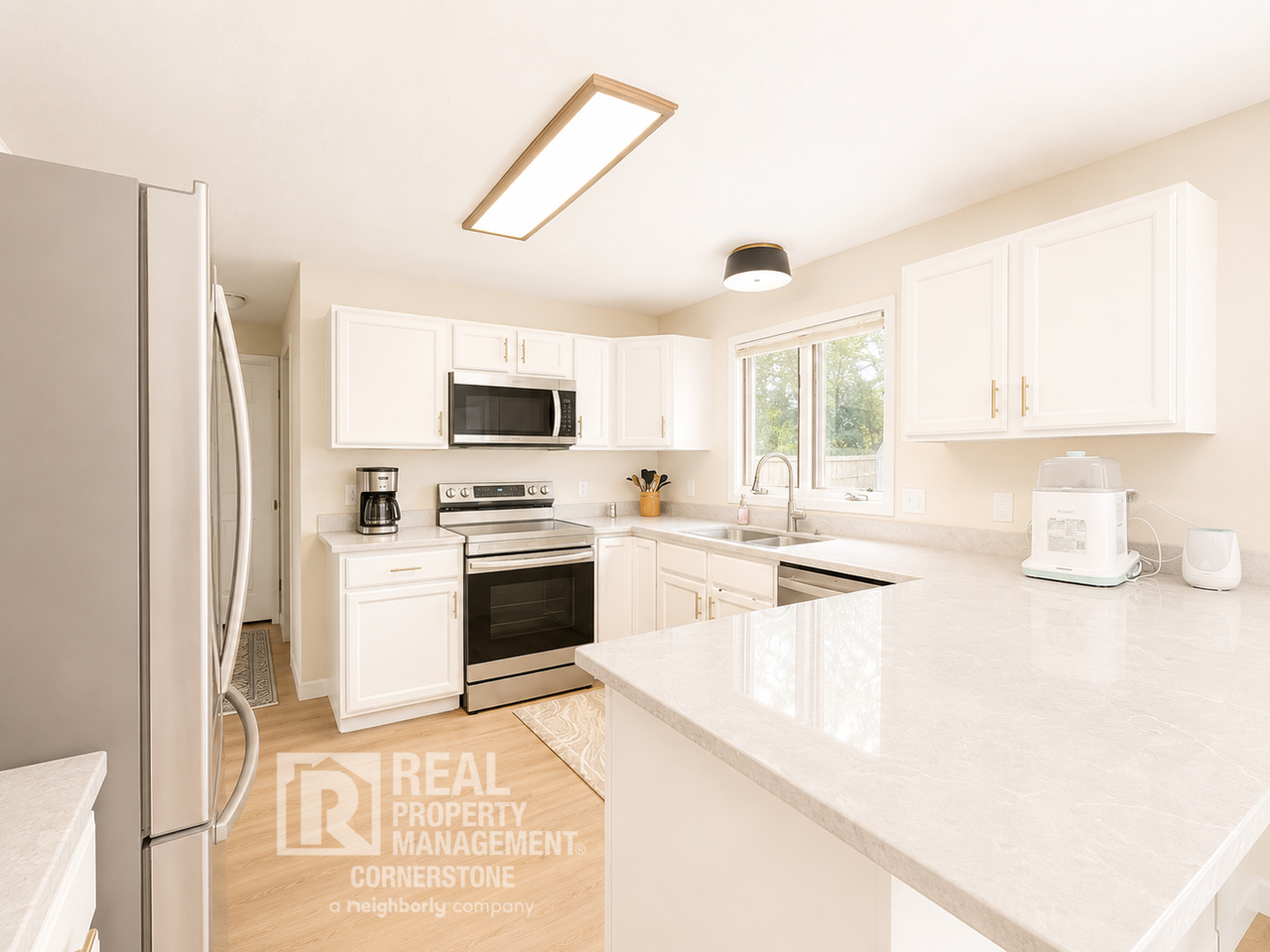 1155 N Apple Ct - Photo 2 of 39