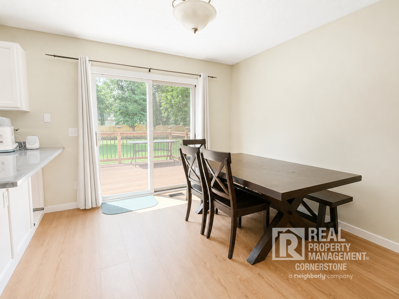 1155 N Apple Ct - Photo 5 of 39