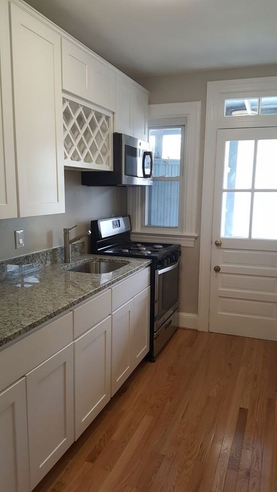 2105 Mount Vernon Ave - Photo 2 of 12