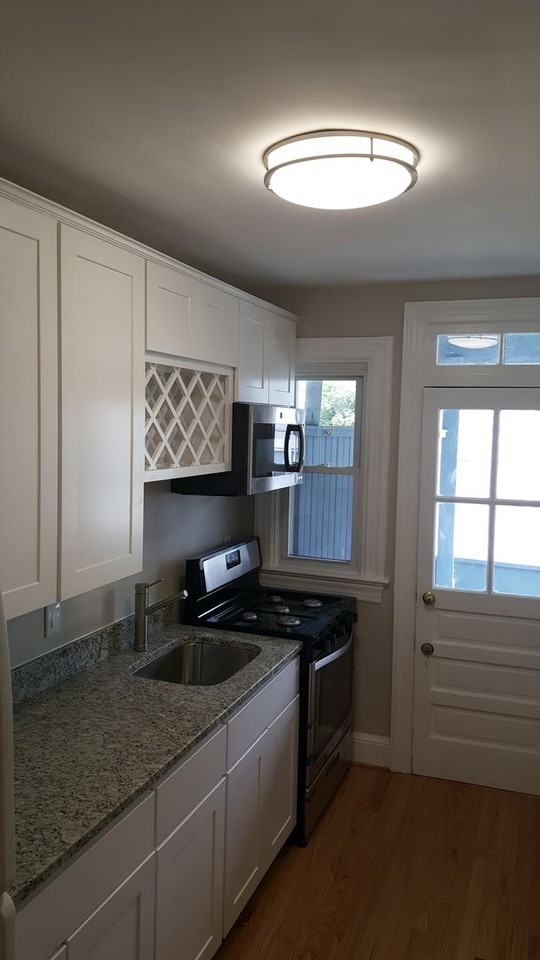 2105 Mount Vernon Ave - Photo 3 of 12