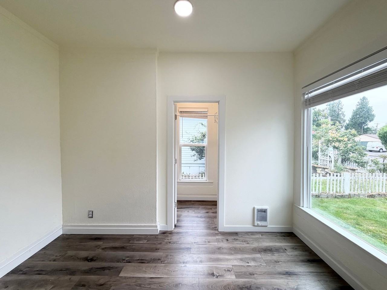 304 W Willis St - Photo 7 of 16