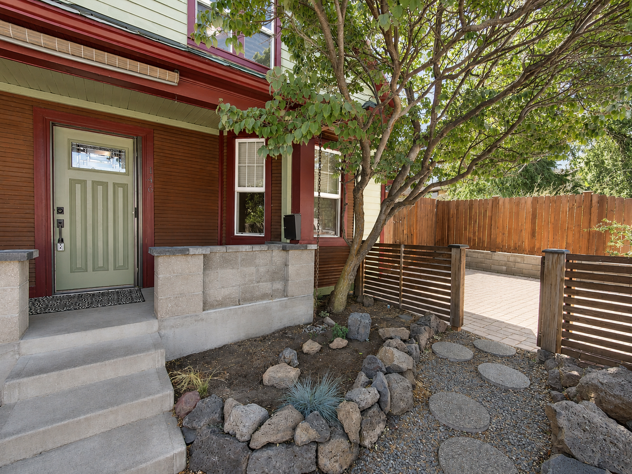 146 Nw Jefferson Pl - Photo 3 of 44