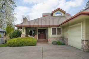 featured image of 115 E Meadowlane Rd