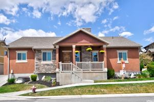 featured image of 3891 E Cunninghill Dr