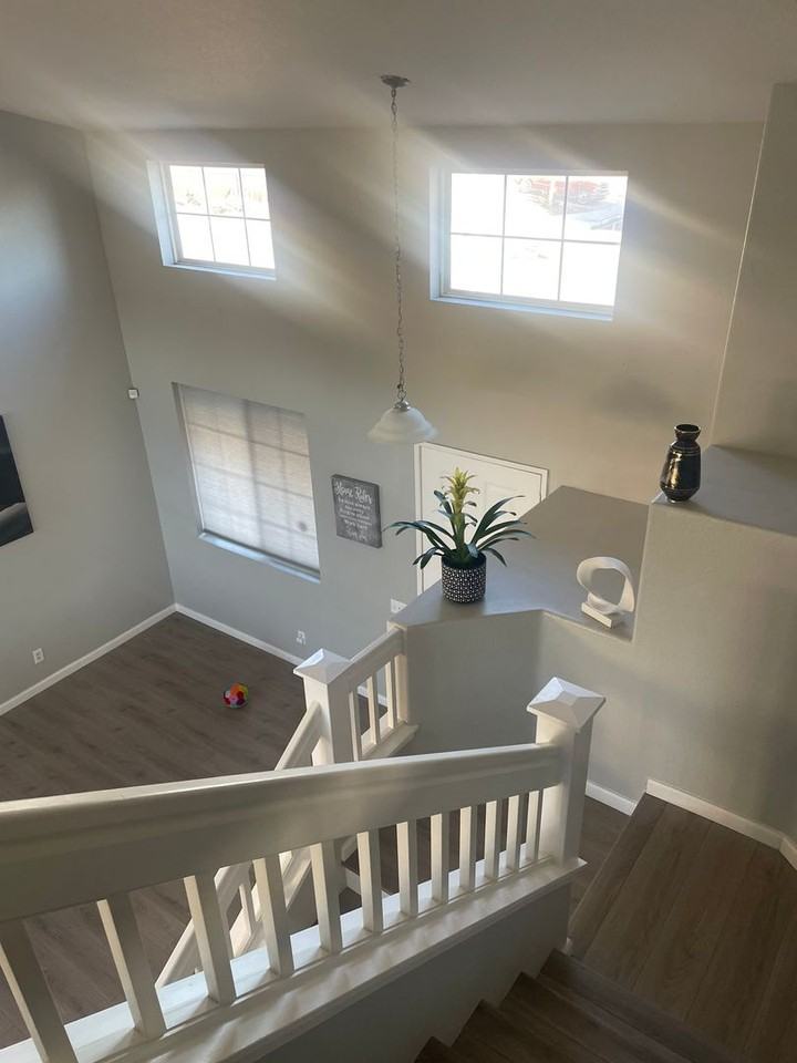 5449 Essex Dr - Photo 2 of 26