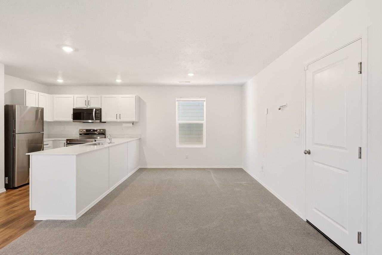 2686 N Broadwing Ln - Photo 6 of 35