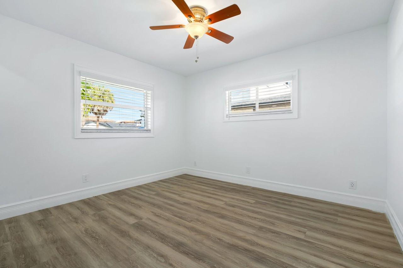 3924 Versailles Dr - Photo 5 of 18