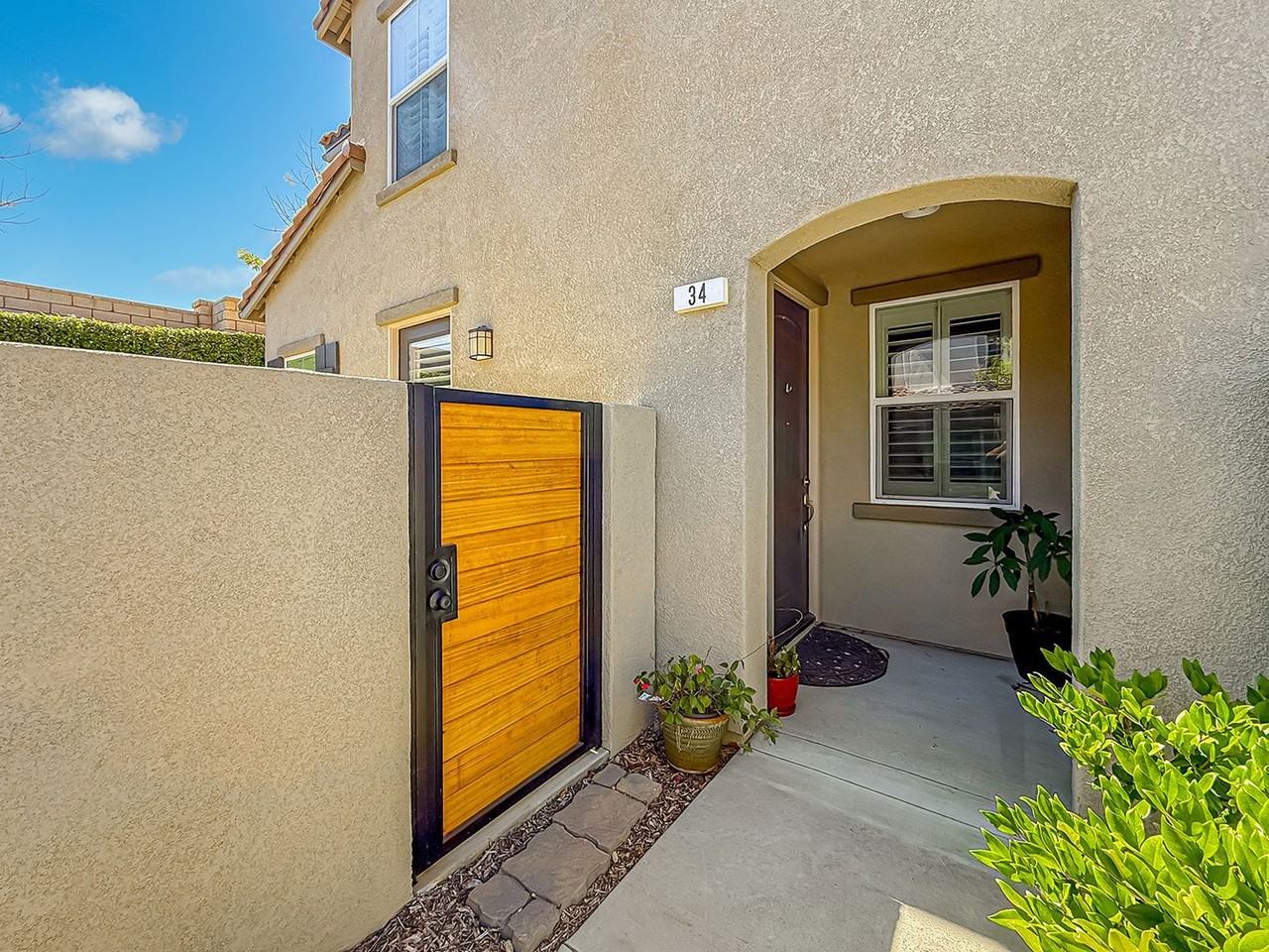 34 Secret Hollow Ln - Photo 4 of 30