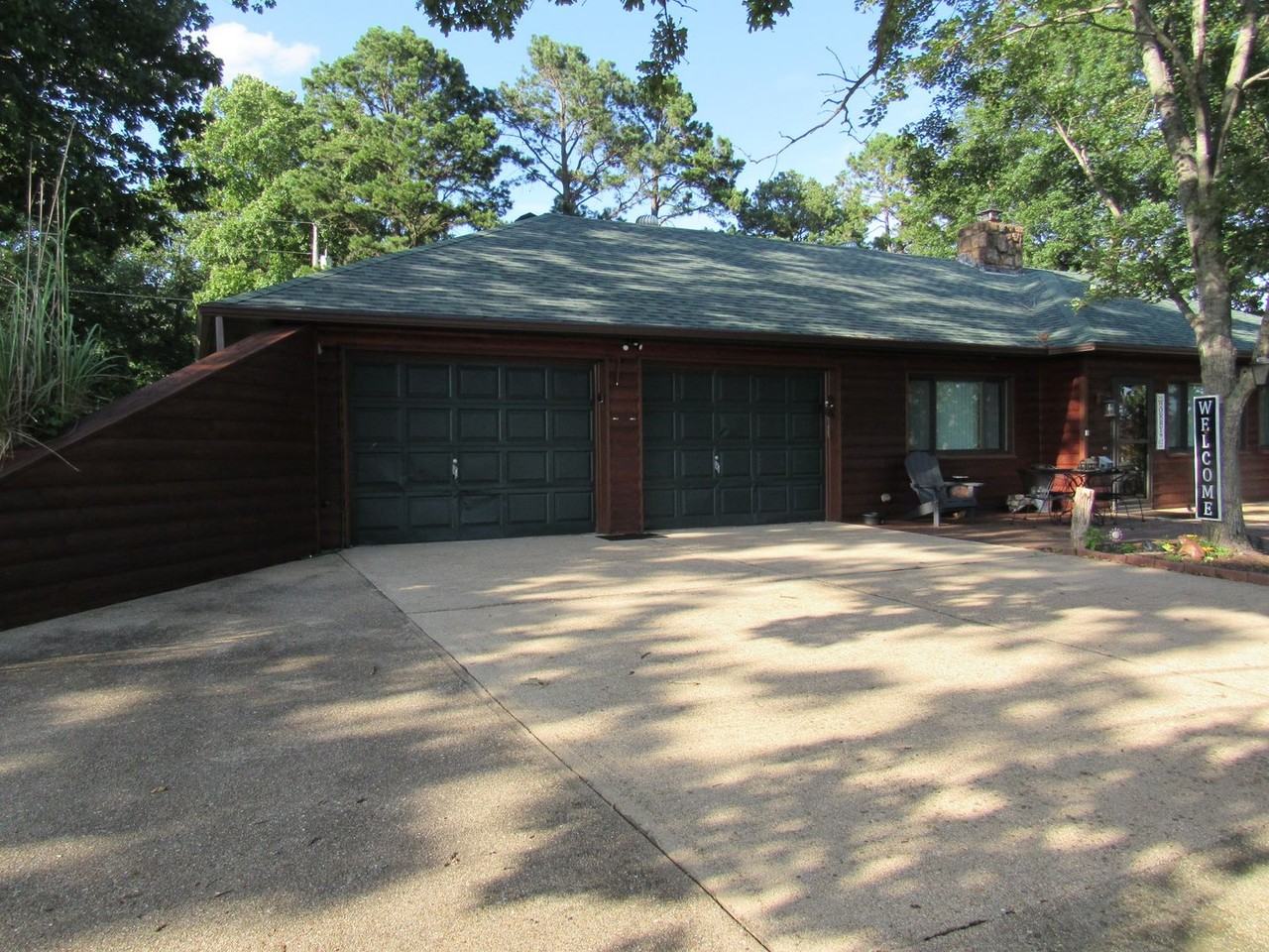 142 Port Niangua Ln - Photo 3 of 36