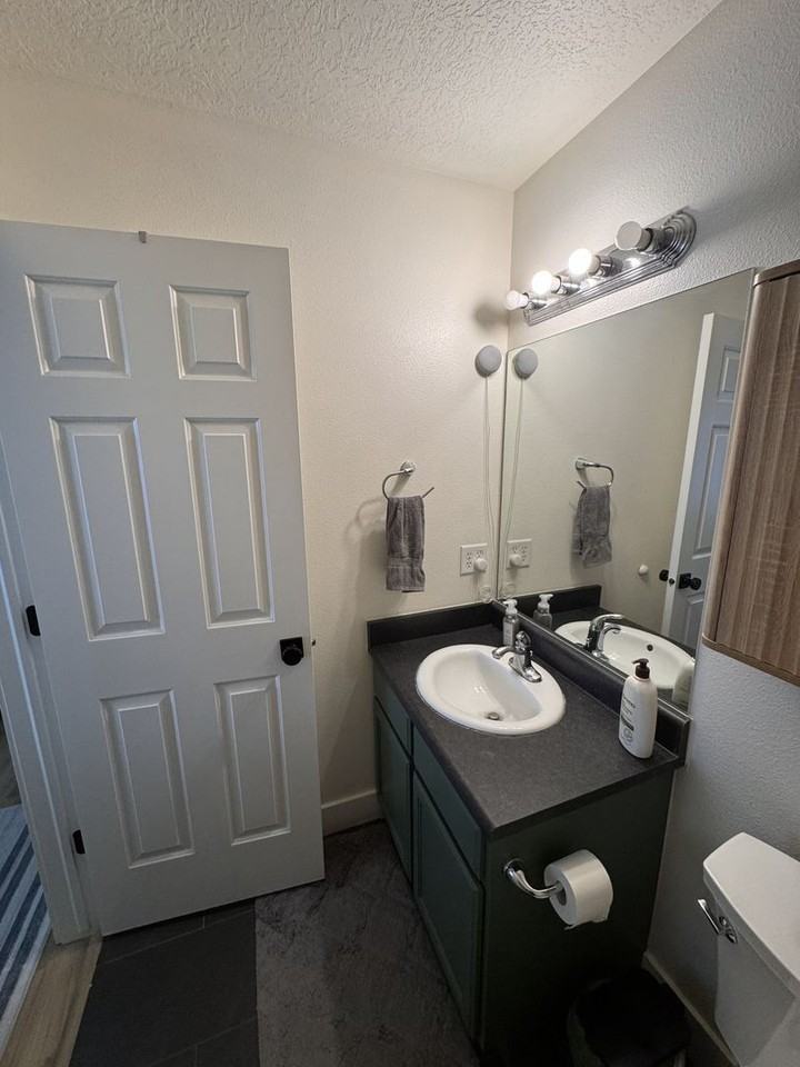 1865 N 150 W - Photo 4 of 13