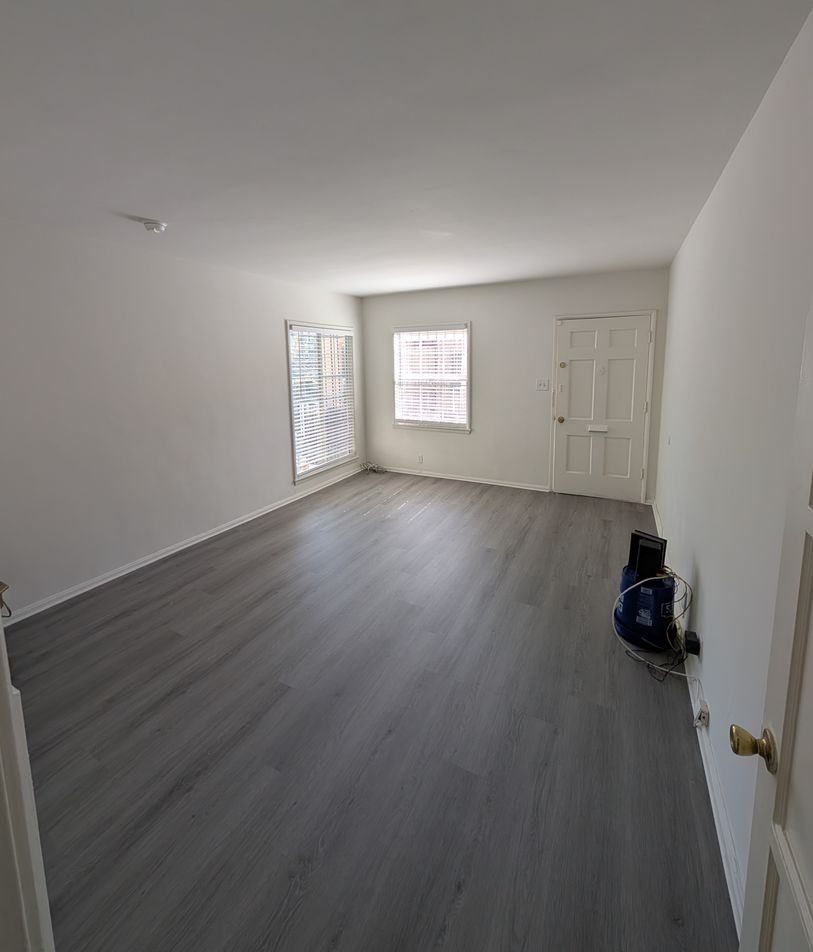 2783 W 27th St - Photo 2 of 9