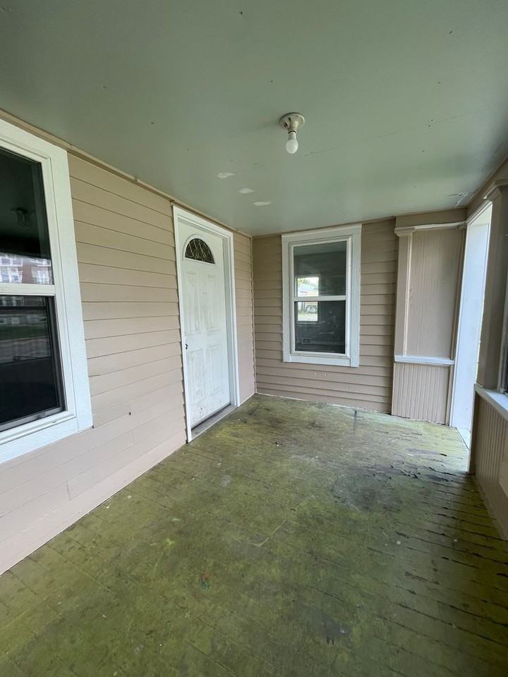 509 Congress St - Photo 3 of 29