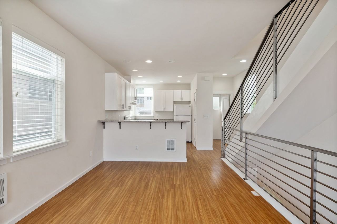 21st Ave Townhomes - Photo 7 of 50