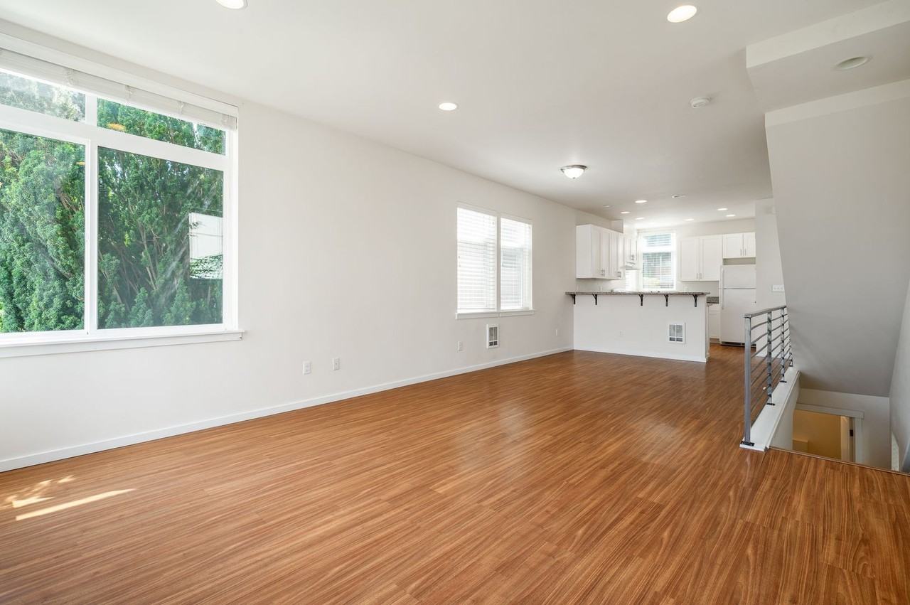 21st Ave Townhomes - Photo 6 of 50