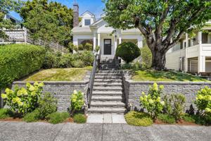 featured image of 2724 W Blaine St