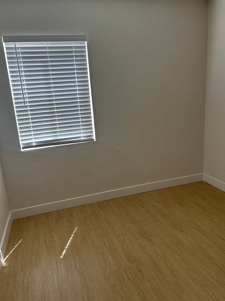 439 K St - Photo 7 of 19