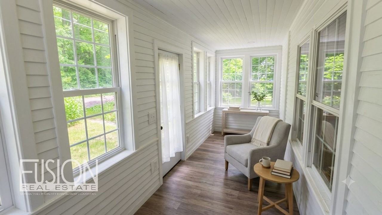 282 Ethan Allen Pkwy - Photo 4 of 49