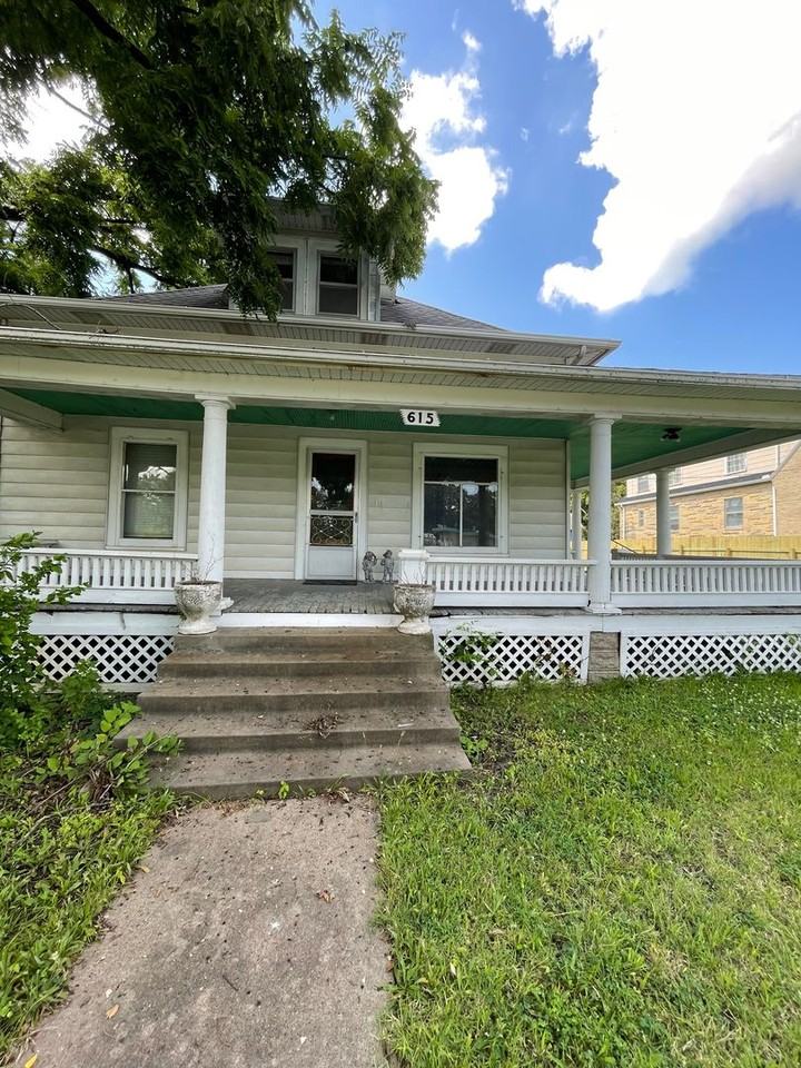 615 E 6th Ave - Photo 2 of 50