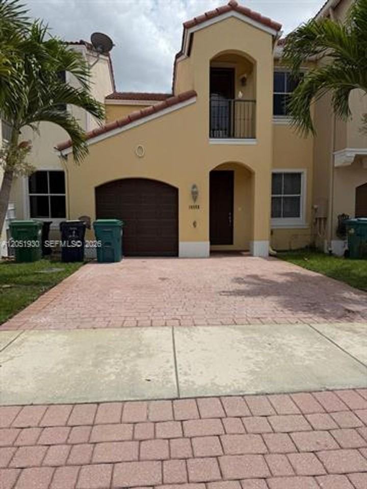 14958 14958 SW 41st Ln th 14958 - Photo 2 of 44