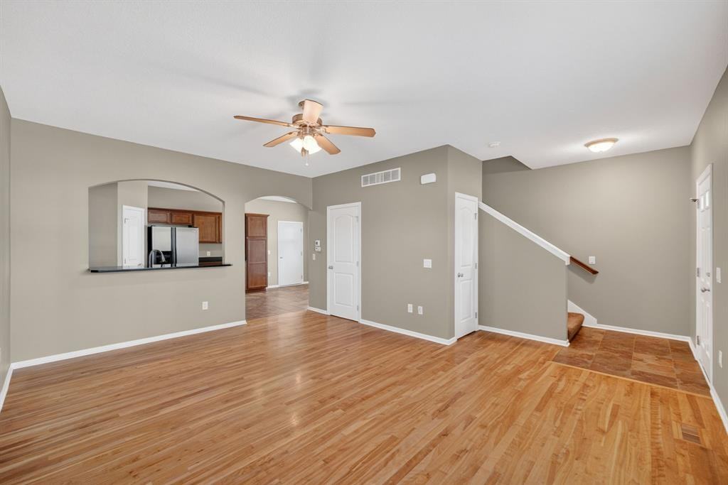 2548 Park Pl #1 - Photo 3 of 18