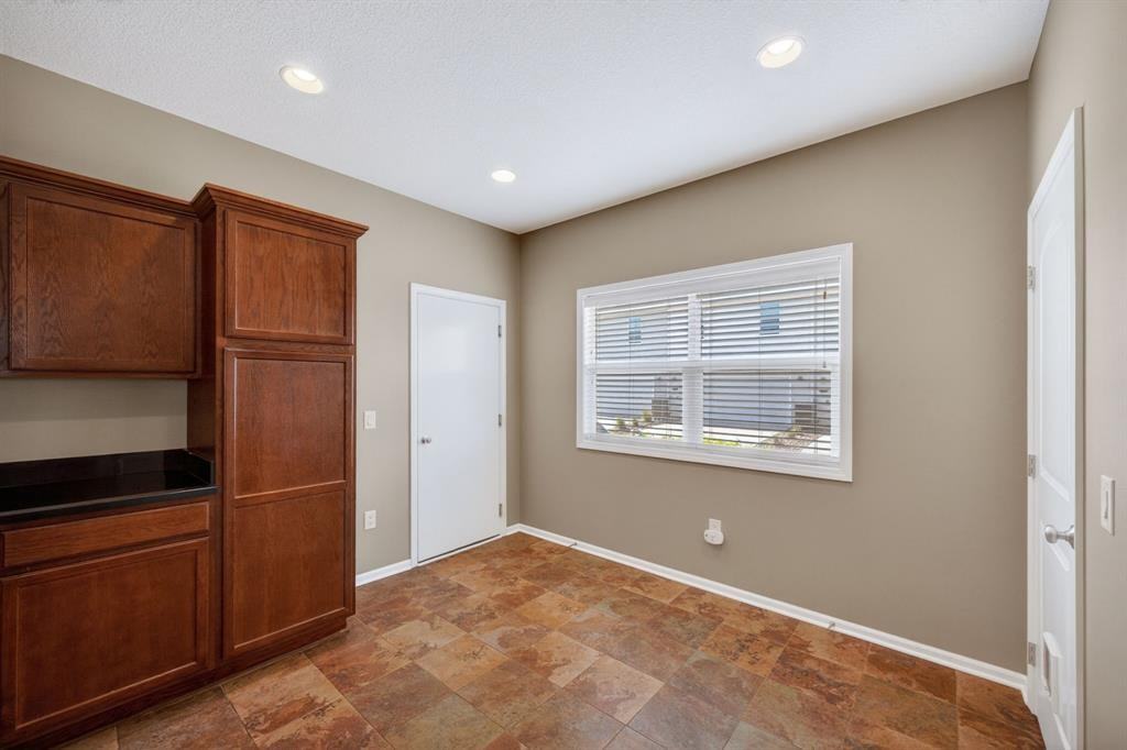 2548 Park Pl #1 - Photo 6 of 18