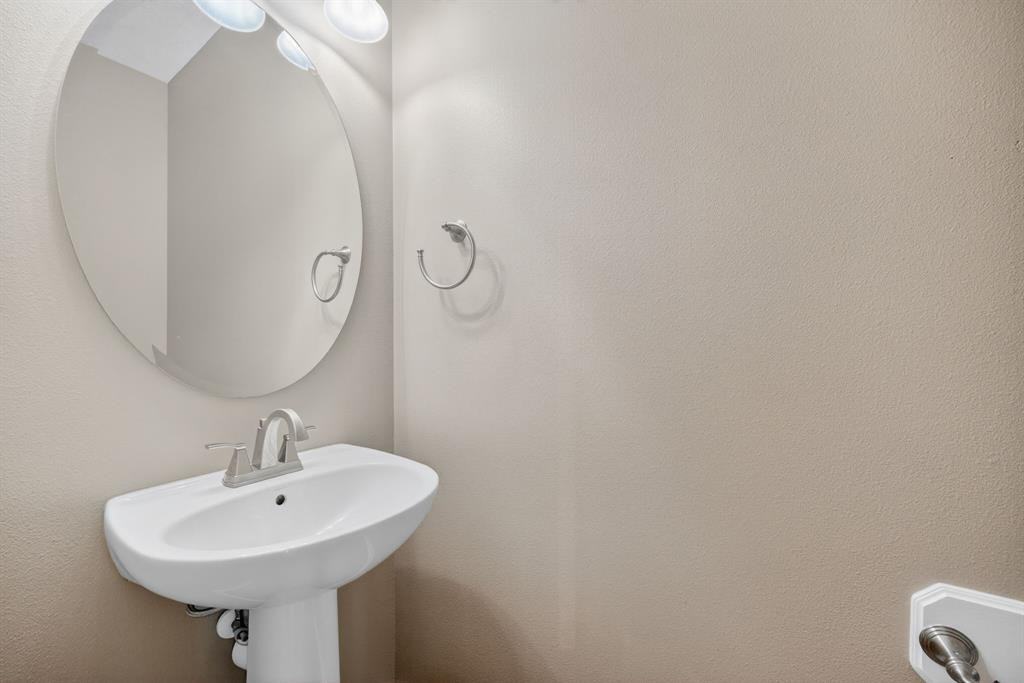 2548 Park Pl #1 - Photo 7 of 18