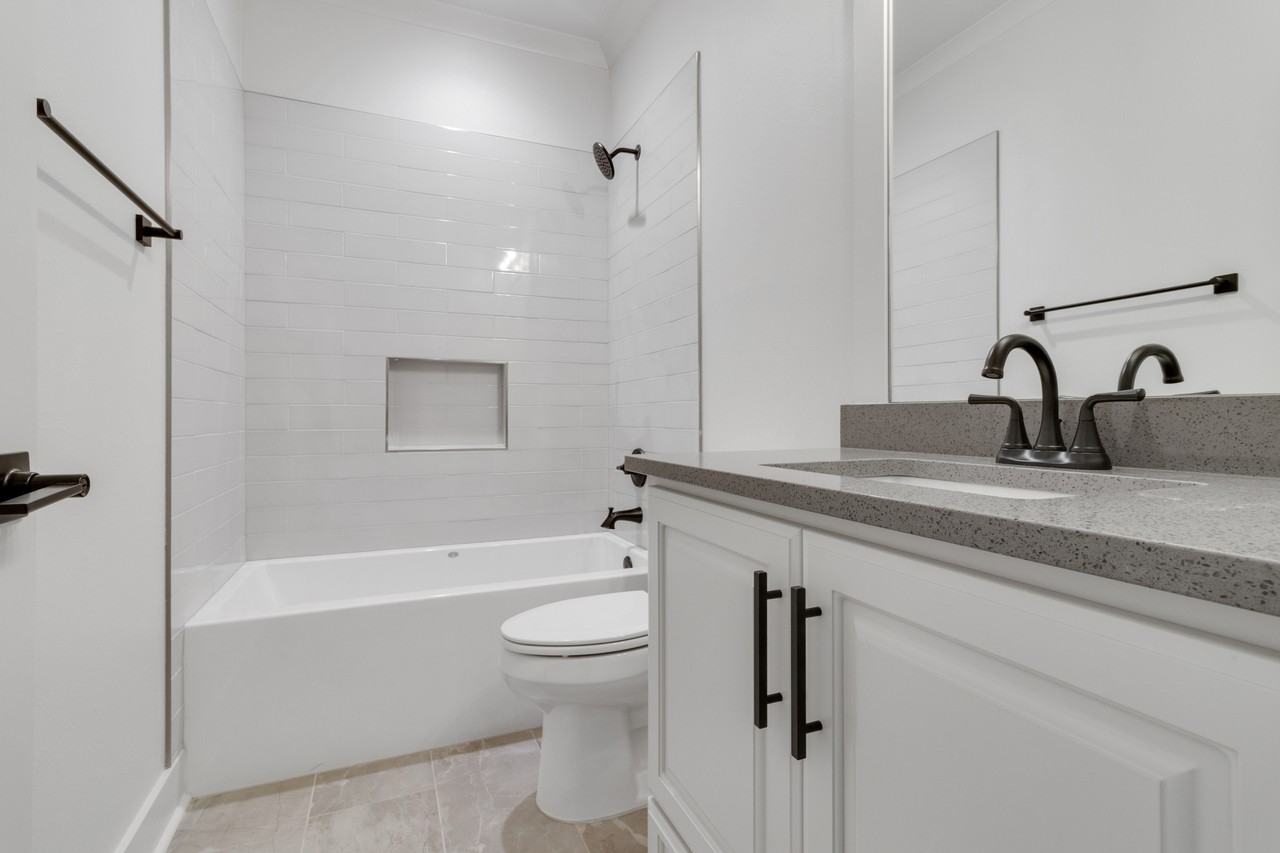 31 Saffron Cir #1 - Photo 5 of 20