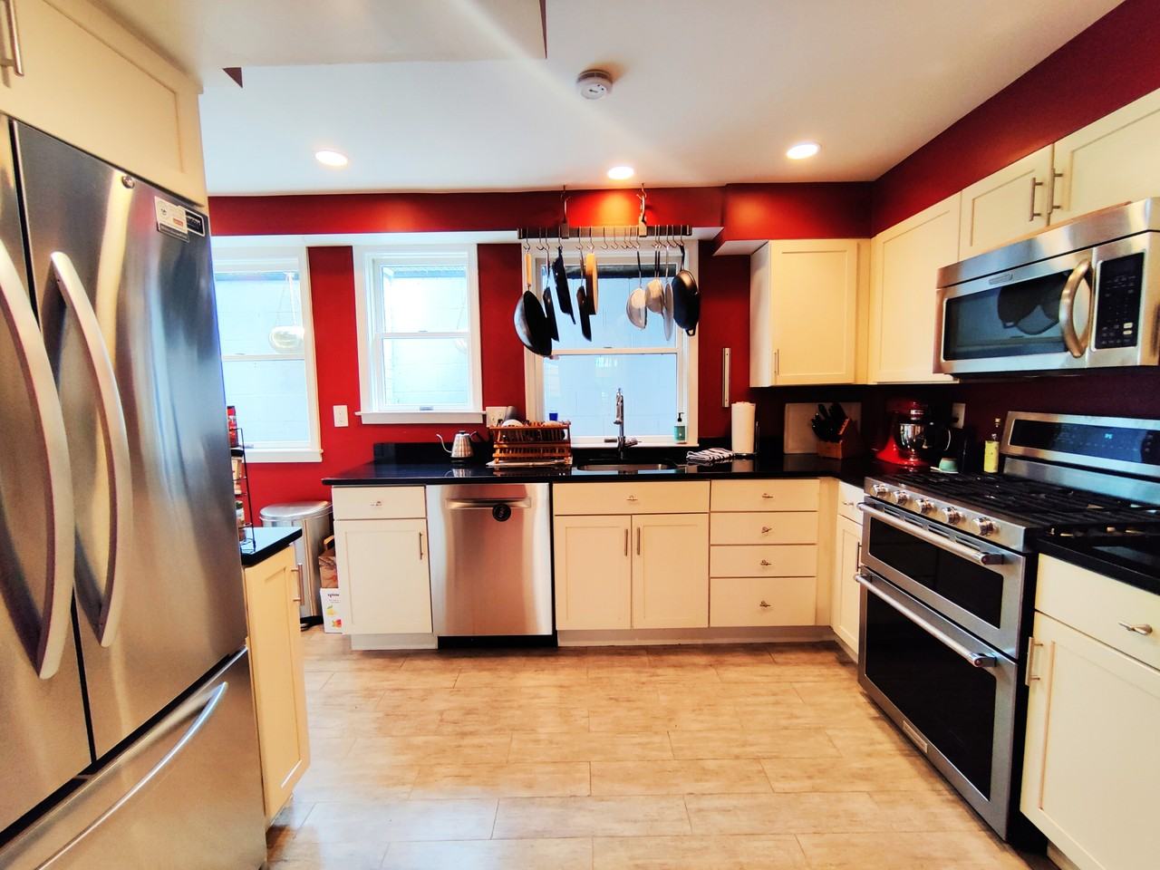 809 Second St #1 - Photo 6 of 16
