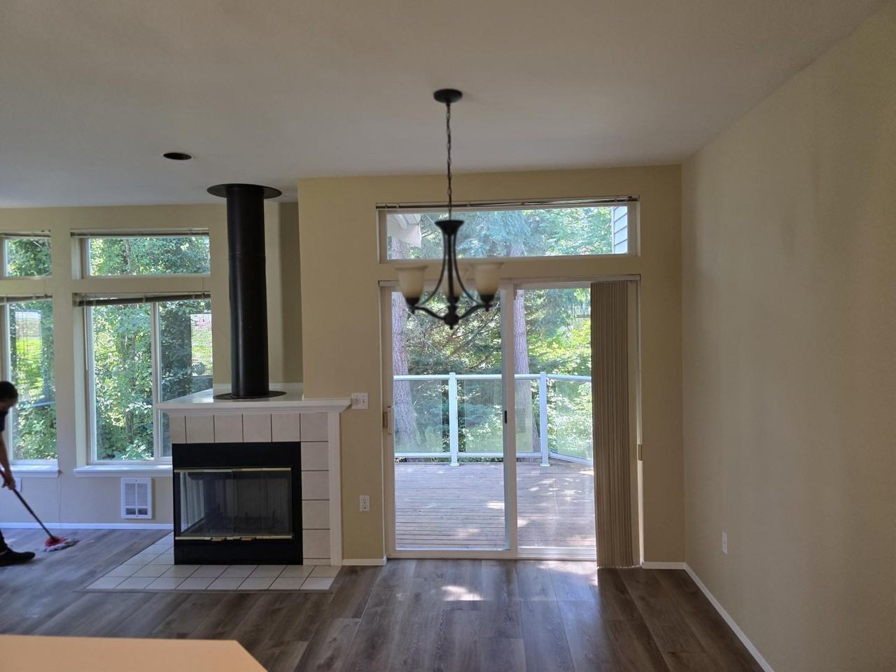 12539 Ne 7th Pl #1 - Photo 4 of 16