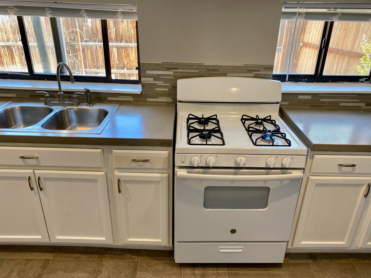 304 Jefferson St Ne #2 - Photo 7 of 15