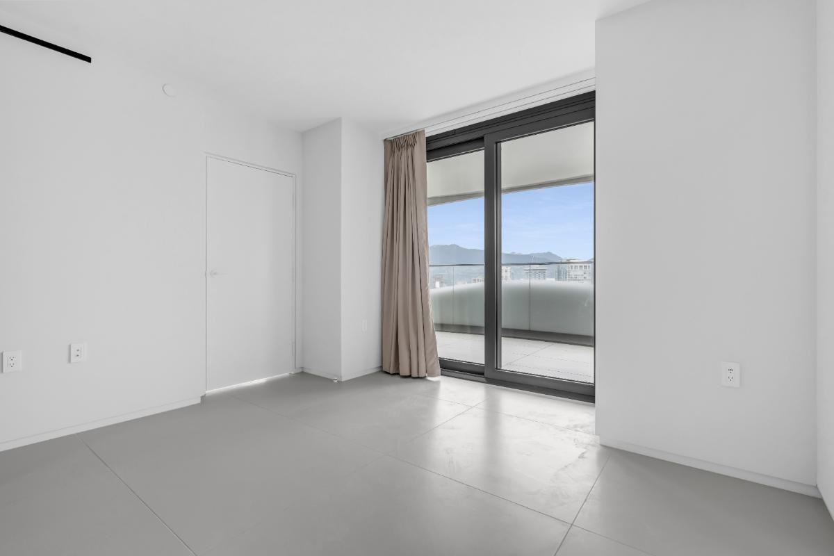 1033 Nelson Street - Photo 7